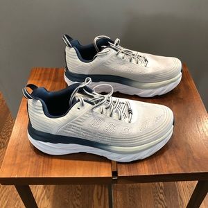 Hoka Bondi - Women’s size 9 Wide